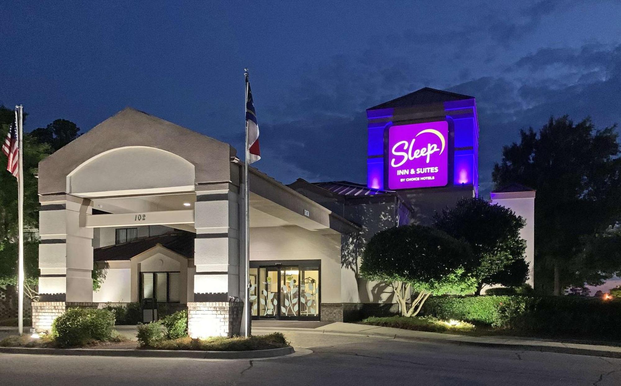 Hotel Sleep & Spring - Fayetteville Near Bragg