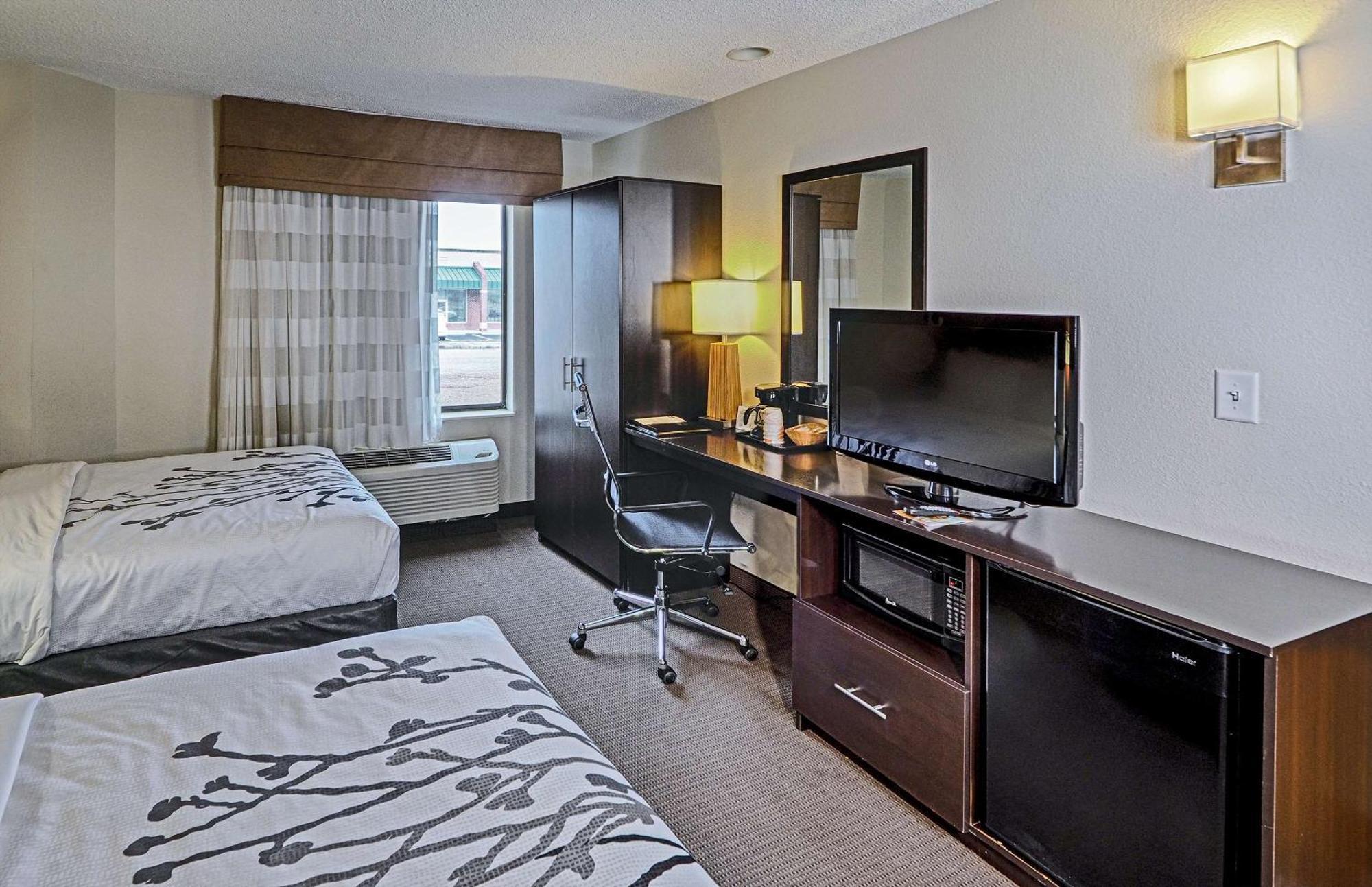 Hotel Sleep & Spring - Fayetteville Near Bragg 2*