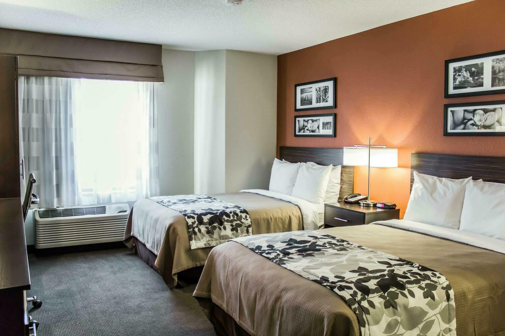 Sleep Inn&suites Near Ft. Bragg Hotel