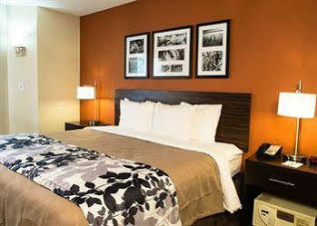 Sleep & Spring - Fayetteville Near Bragg Hotel